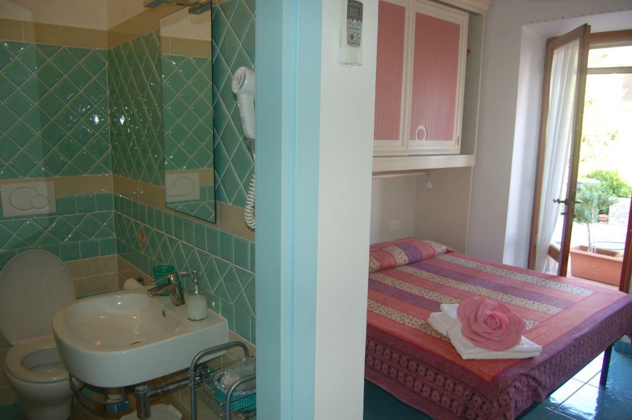 Bed and Breakfast La Rosada Giglio Porto Exteriér fotografie